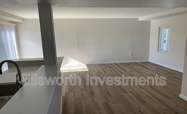 Photo - 3327 La Junta Ave