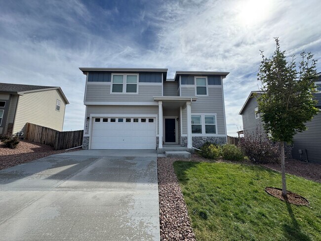 Spacious & Stylish 4BR Home in Lorson Ranc... - Spacious & Stylish 4BR Home in Lorson Ranc...