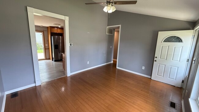 Photo - 406 Belmont Dr