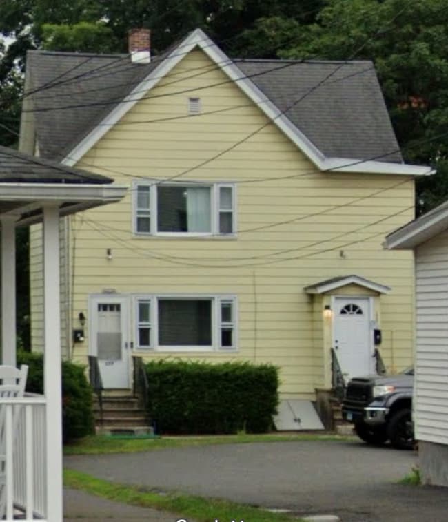 Building Photo - 177 Washington St Unit 1st Floor