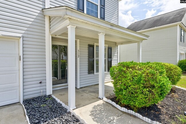 Photo - 312 E Waverly Pl Ct