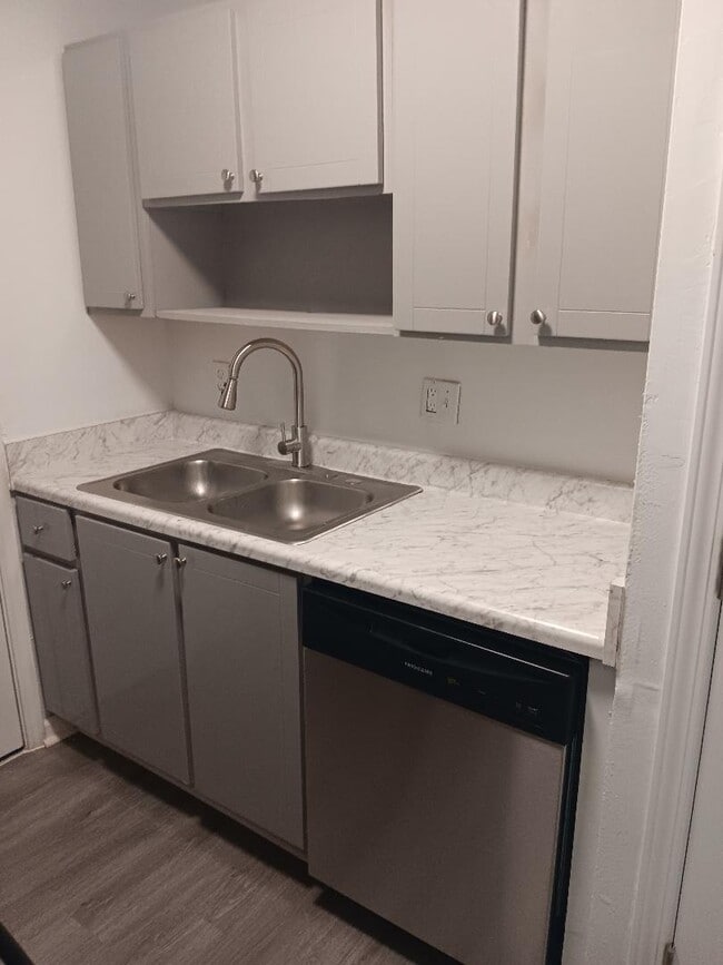 2BD Kitchen