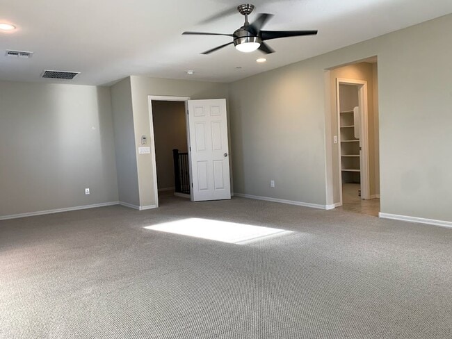 Photo - 4 BEDROOM PLUS LOFT, BUILT IN BBQ WITH COMMUNITY POOL