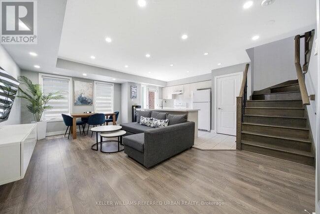 Photo - 2355 Sheppard Ave W