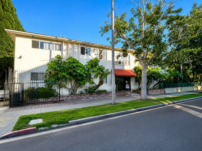 Photo - 1740 N Kingsley Dr Unidad 18