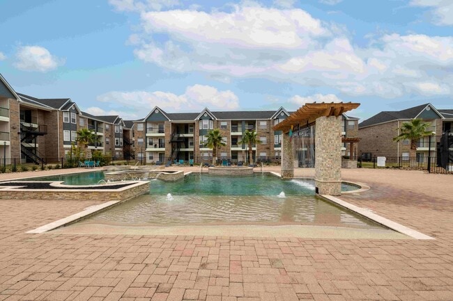Resort-Style Pool