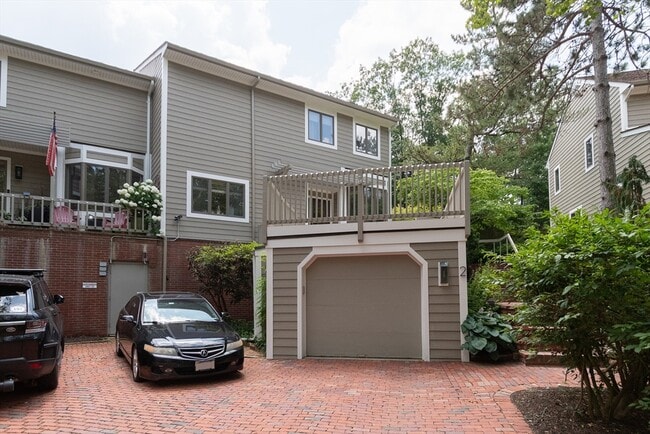 Photo - 2 Benjamin Pl Townhome