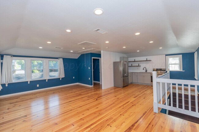Photo - 1710 S Polk St House