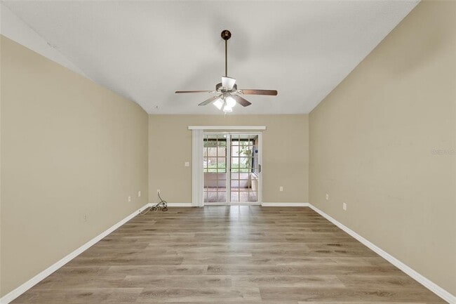 Photo - 5340 Old Oak Tree Dr
