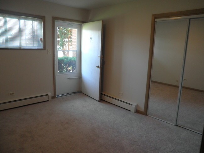 Photo - Greenfield Square Apartments