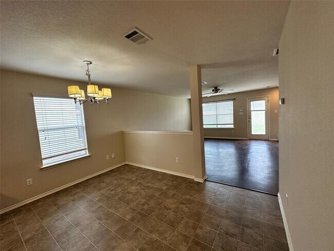 Photo - 1505 Davis Mountain Loop