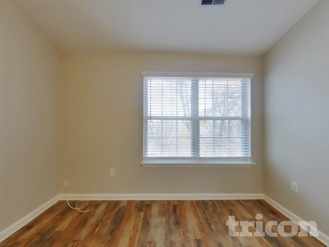 Photo - 7902 Heatherleigh Pl