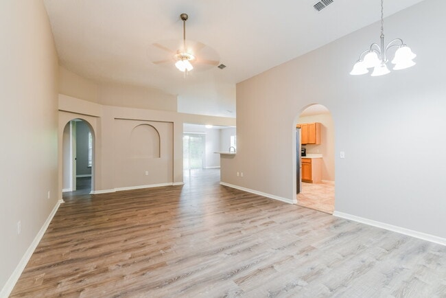Photo - 1117 Windy Bluff Dr