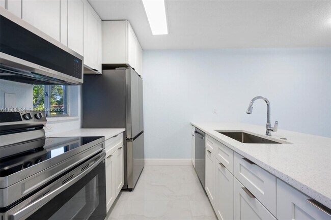 Photo - 7900 NW 50th St Unit 104