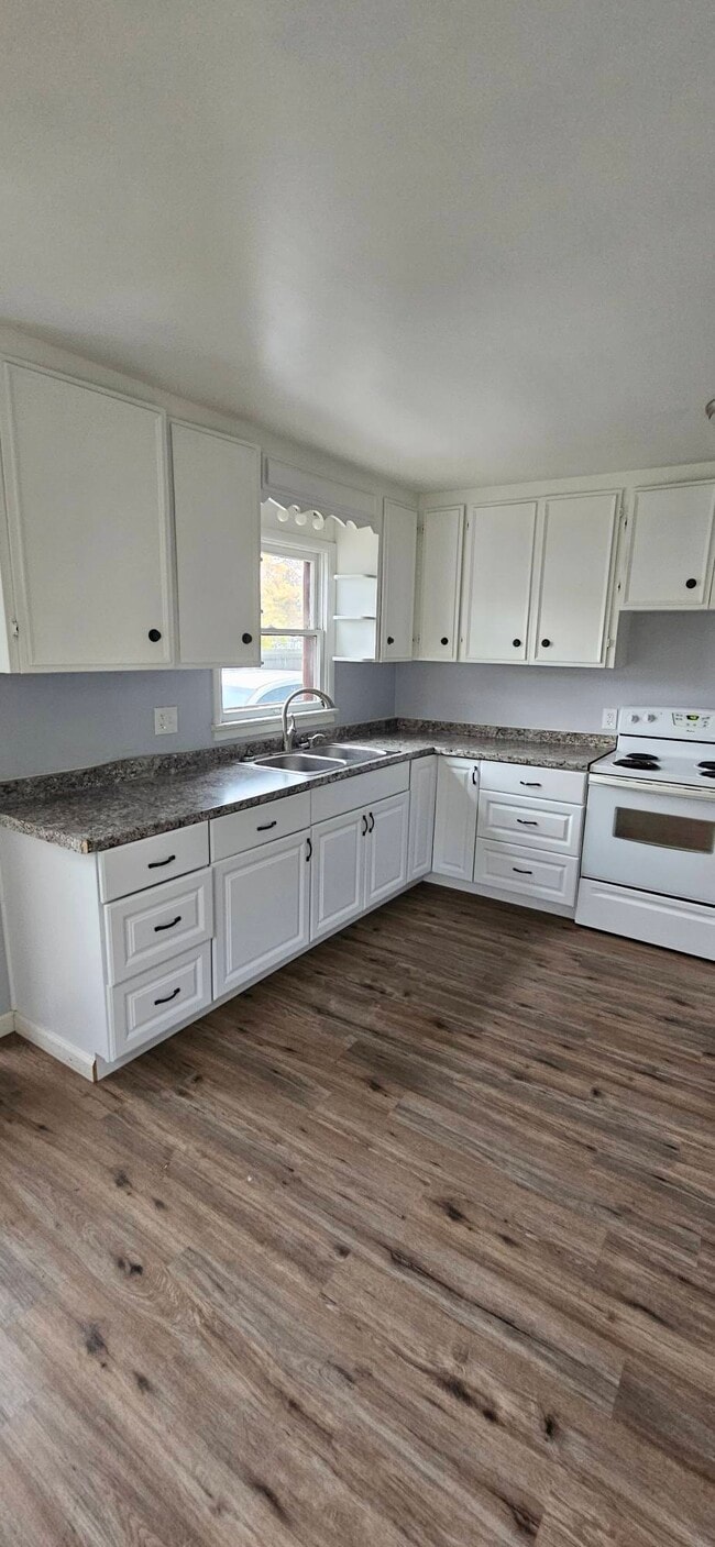 Photo - 1413 5th Ave NW