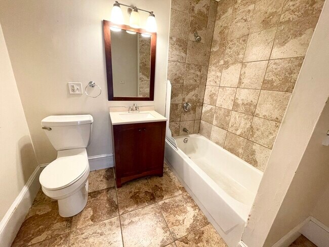 76 Saint Stephen St Unit 3