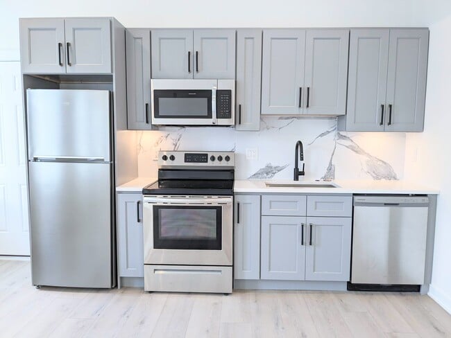 Building Photo - 2601 W Oxford St Unit 1 Rental