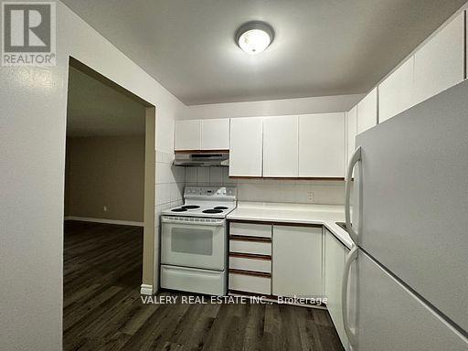 Photo - 19 Lowndes Ave Unit 12