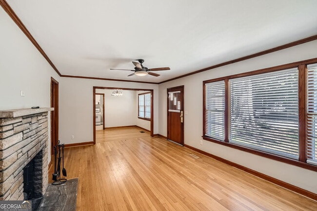 Photo - 3043 Cloverhurst Dr