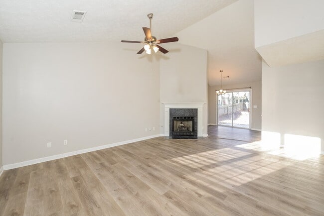 Photo - 3130 Sentinel Pkwy