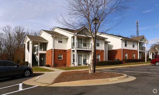 Photo - Miller Grove Apartments