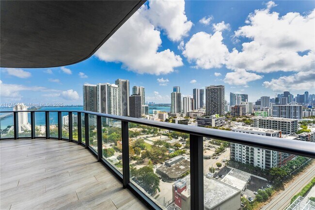 Photo - 121 NE 34th St Unit 2604