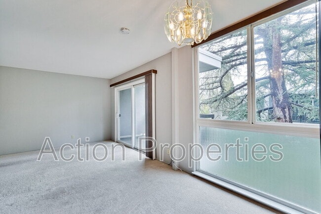 Photo - 181 Del Medio Ave Unit #304