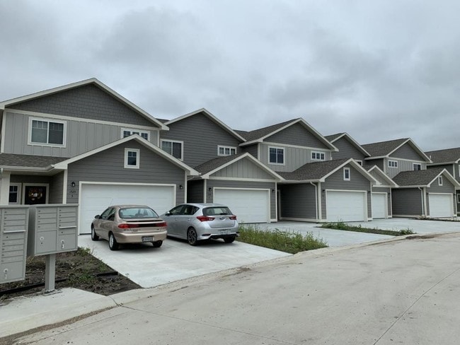 Building Photo - 1525 Ohana Ave Rental