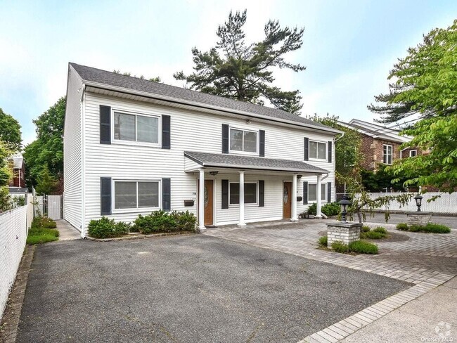 Building Photo - 39 Graywood Rd Rental