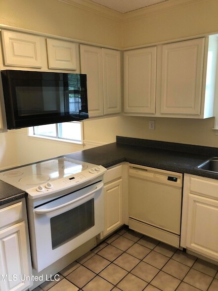 Photo - 8341 Old Forge Rd