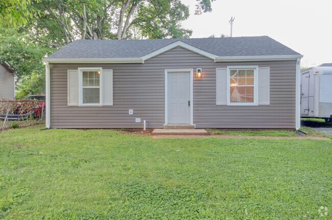 Building Photo - Renovated 2 Bedroom Rental