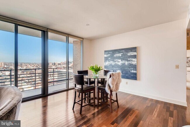 Photo - 675 President St Unit 1806