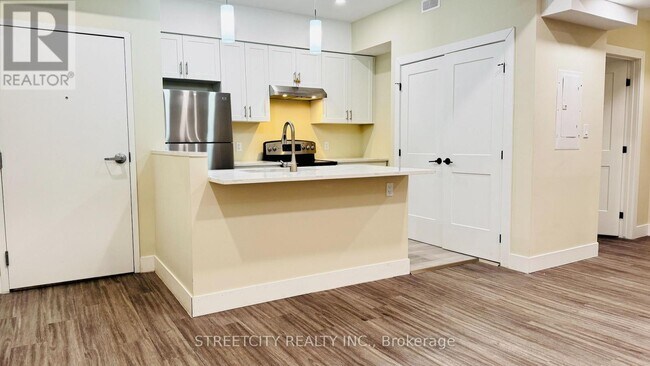 Photo - 346 Ashland Ave