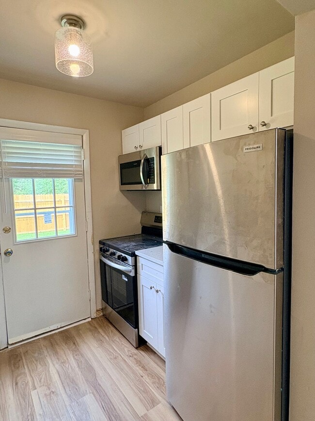 Photo - 200 Kilby Shores Dr Unit E2