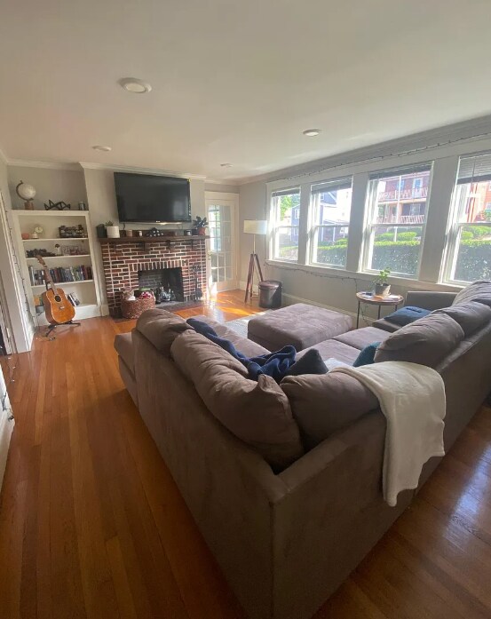 653 Washington St Unidad 1