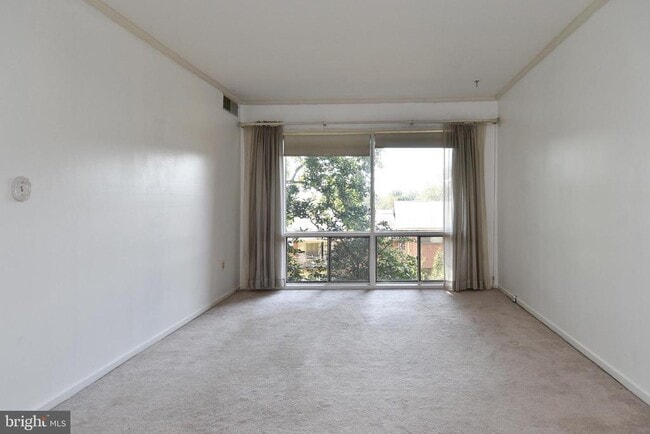 Photo - 7336 Lee Hwy Unit 203