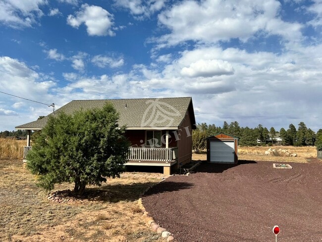 Photo - 2268 Meadow Ln