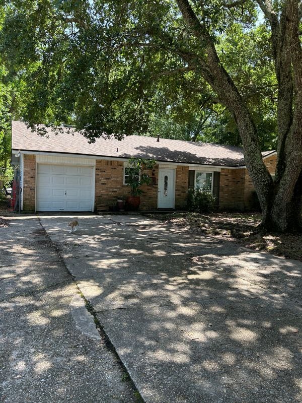 Photo - 126 Northwood Dr House