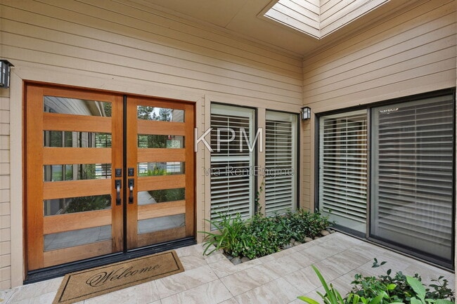 Photo - 3342 Cove Cir