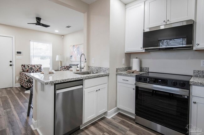 Photo - 3081 N 16th Ave