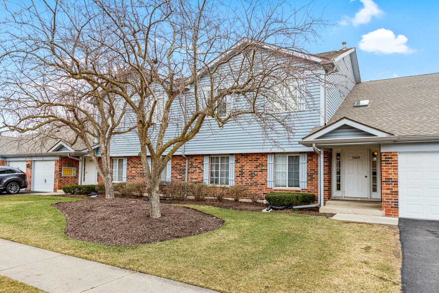 1665 Commodore Ct