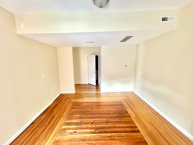 Photo - 135 W Main St Unit 3F