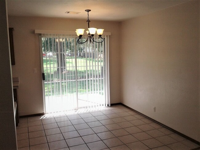 Photo - 822-824 N. Daisy Ln Unit DAISY 822-1