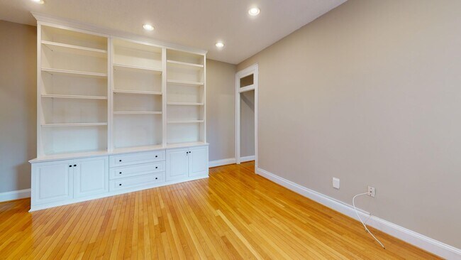 Photo - Columbia Heights Two Bedroom Apartment W/P...