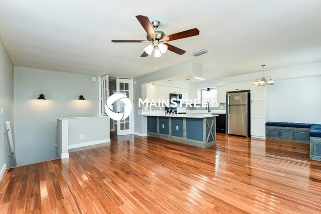 3 Bedroom Pet-Friendly Home in Fort Myers, FL with Main Street Renewal