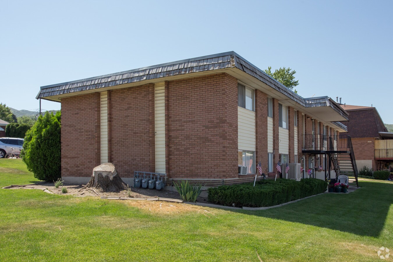 Photo - Woodland Manor