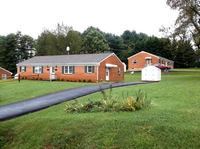 Building Photo - 802 Jeter St Unit 802-B