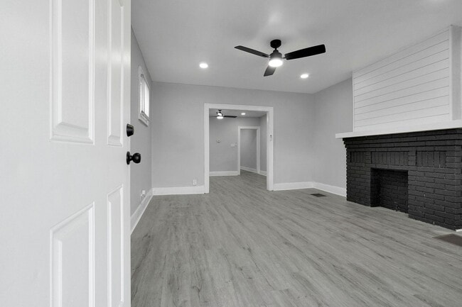 Photo - 1867-1869 Cleveland Ave Unit 1867