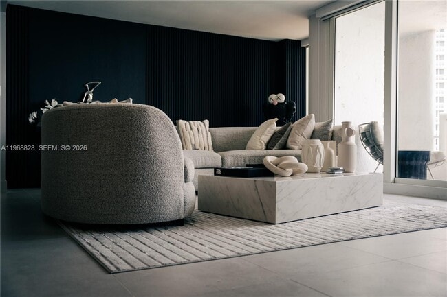 Building Photo - 1717 N Bayshore Dr Unit D-3940