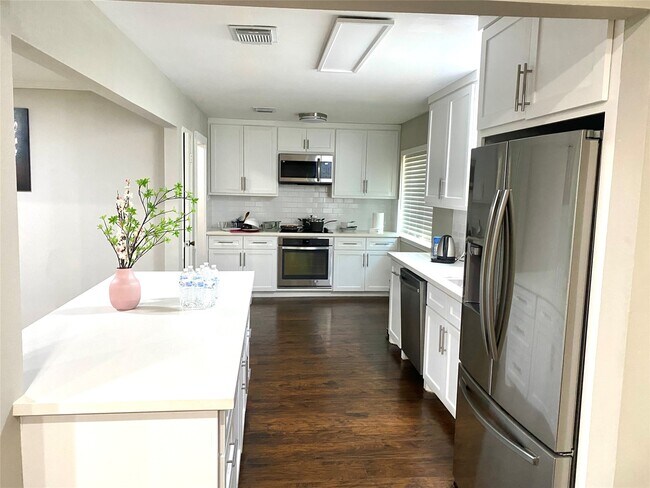 Photo - 12406 Nova Dr